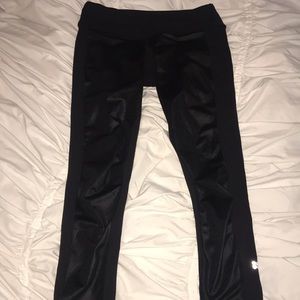 Split 59 crop/ or 7/8 length leggings